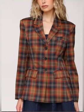 Avec Les Filles Button Front Spread Hourglass Blazer in Rust & Navy Large